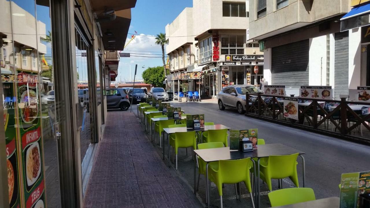 APARTAMENTO EN CENTRO A 150M DEL MAR Apolo B Torrevieja Exterior foto